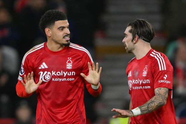 团达成默契 团达成默契