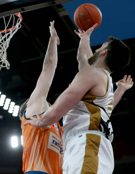 得益于他们 得益于他们